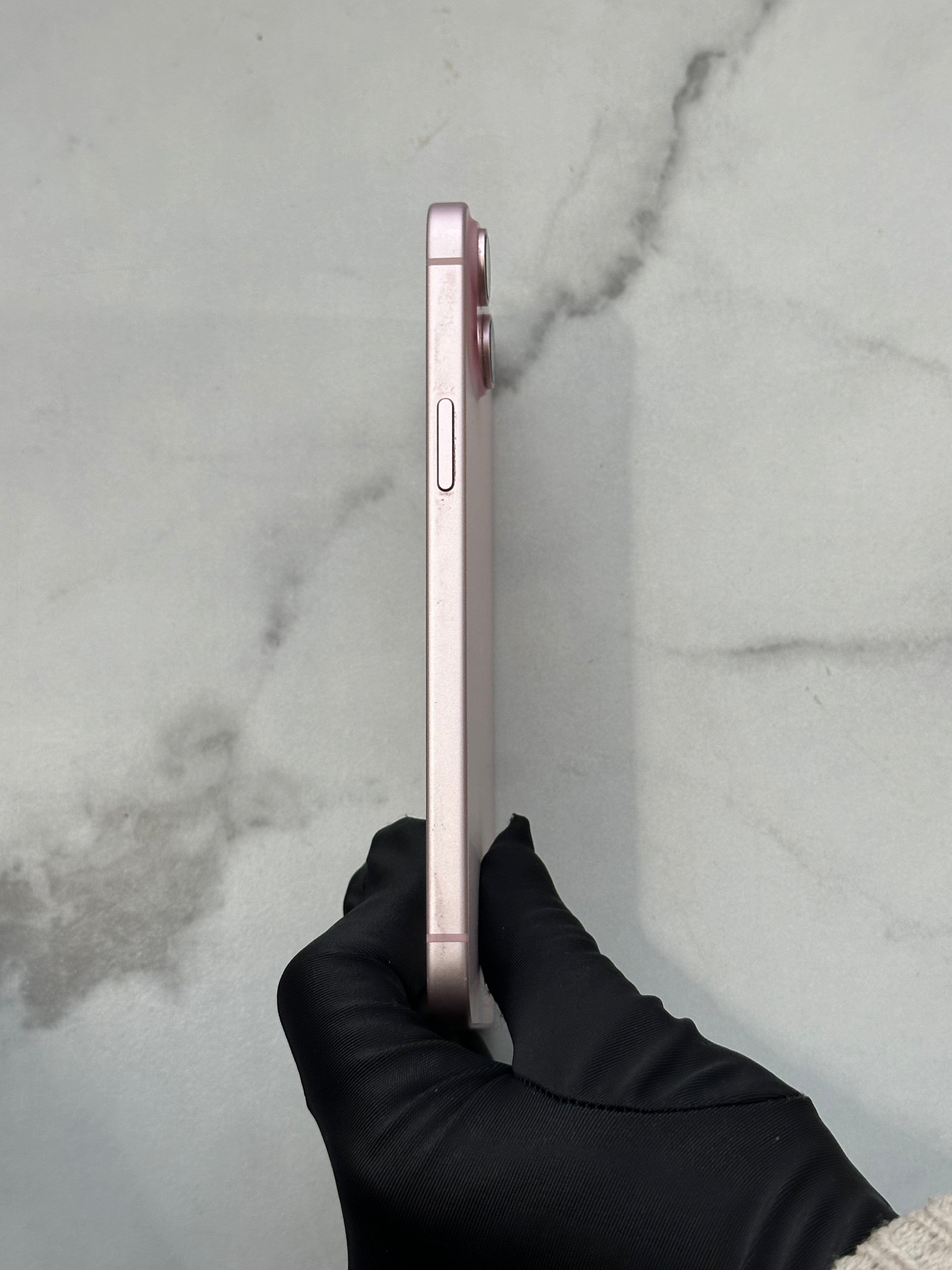 Pink iPhone 15 Plus 128 Gb 89% Battery health