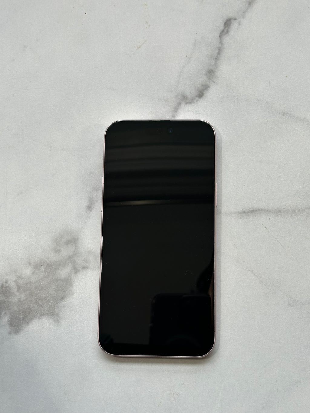 Pink iPhone 15 Plus 128 Gb 89% Battery health