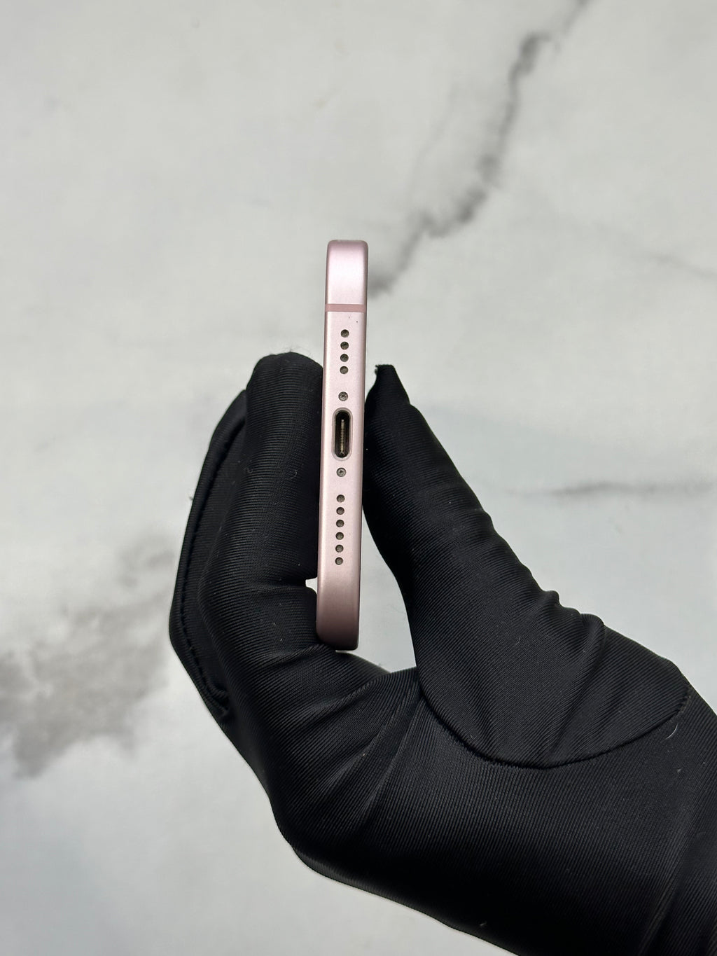 Pink iPhone 15 Plus 128 Gb 89% Battery health