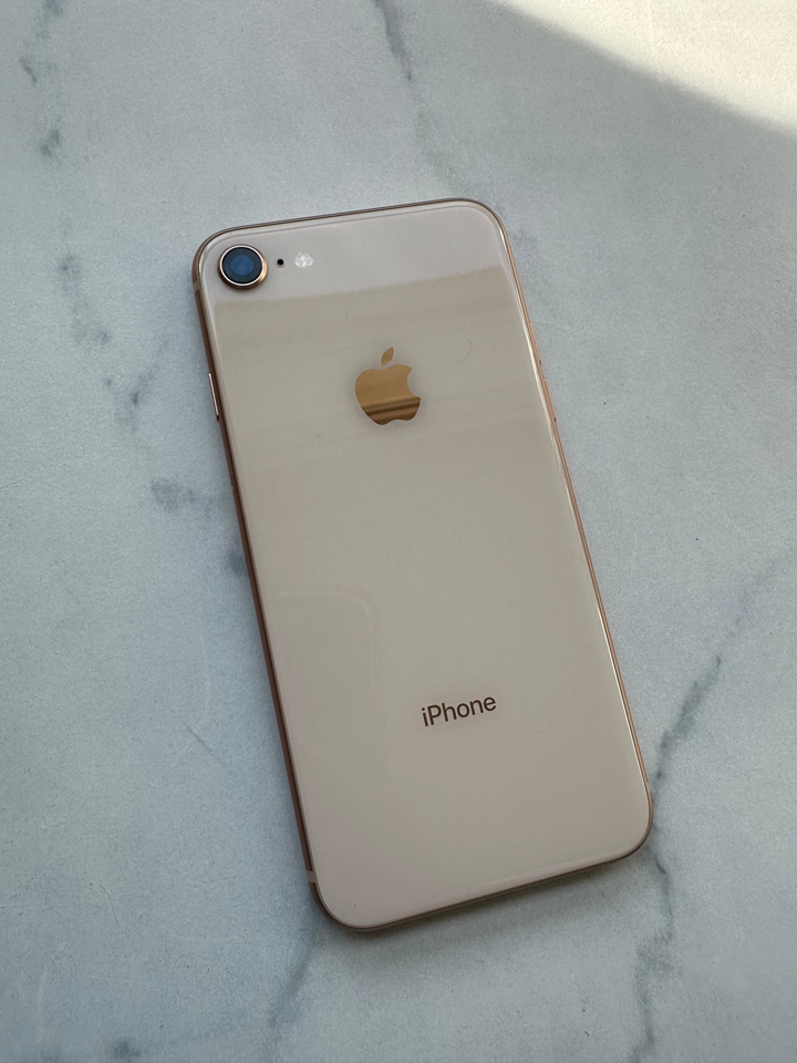 iPhone 8 64GB