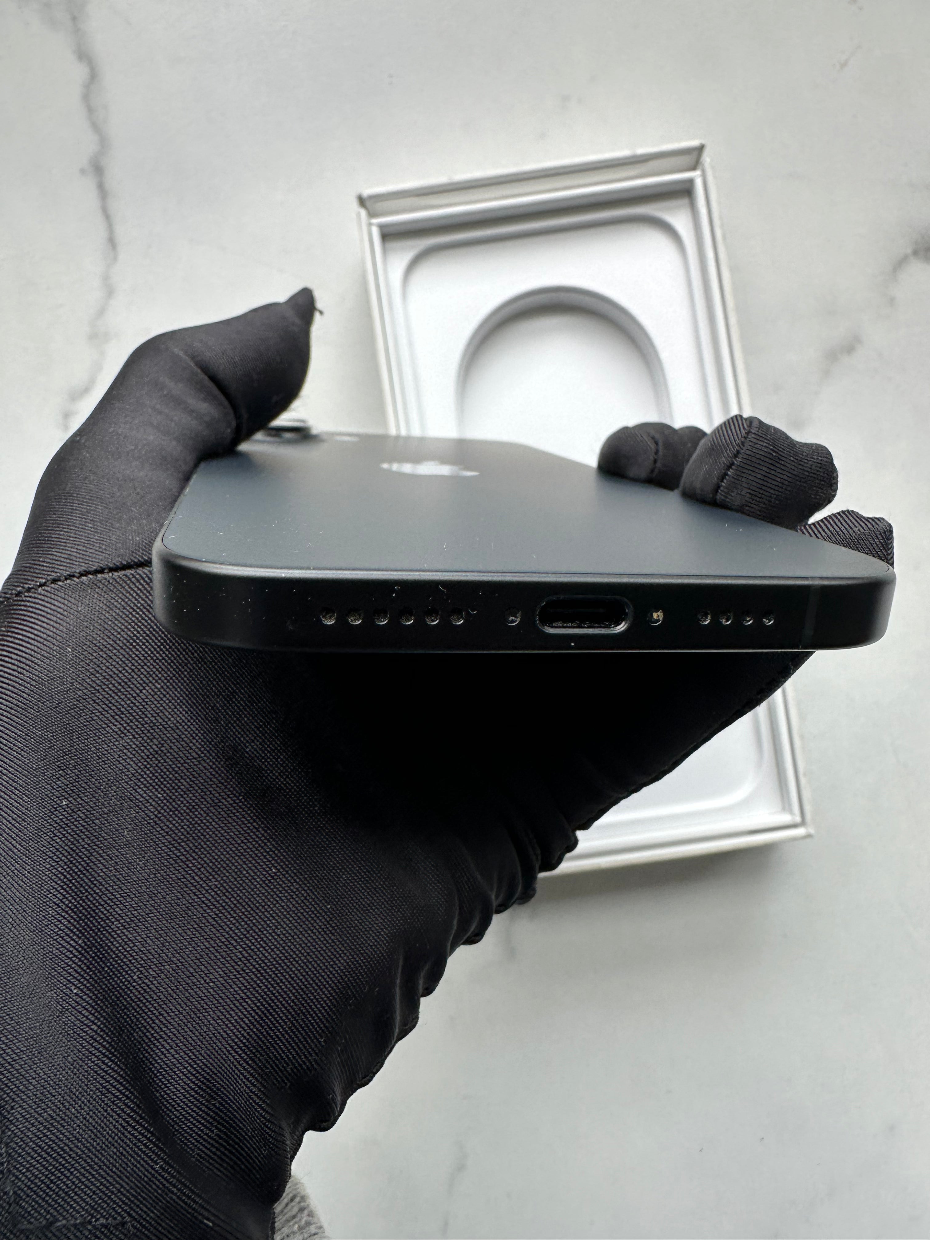 iPhone 16 Plus 128gb 100% battery health