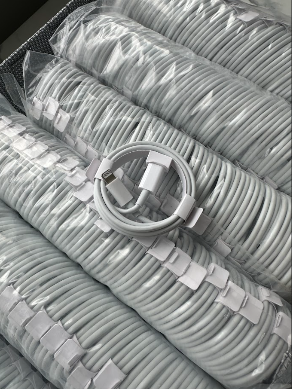 Type C to Lightening – 20 pcs only $35