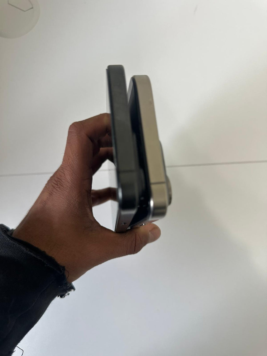 iPhone 15 Pro Max 512GB/1TB $1150 Each