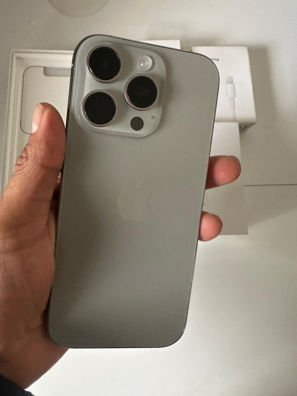 iPhone 16 Pro 128 Gb Natural Titanium