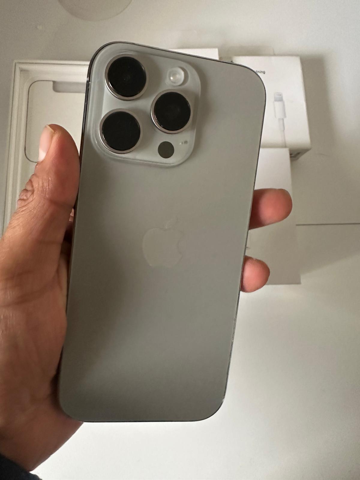 iPhone 16 Pro 128 Gb Natural Titanium