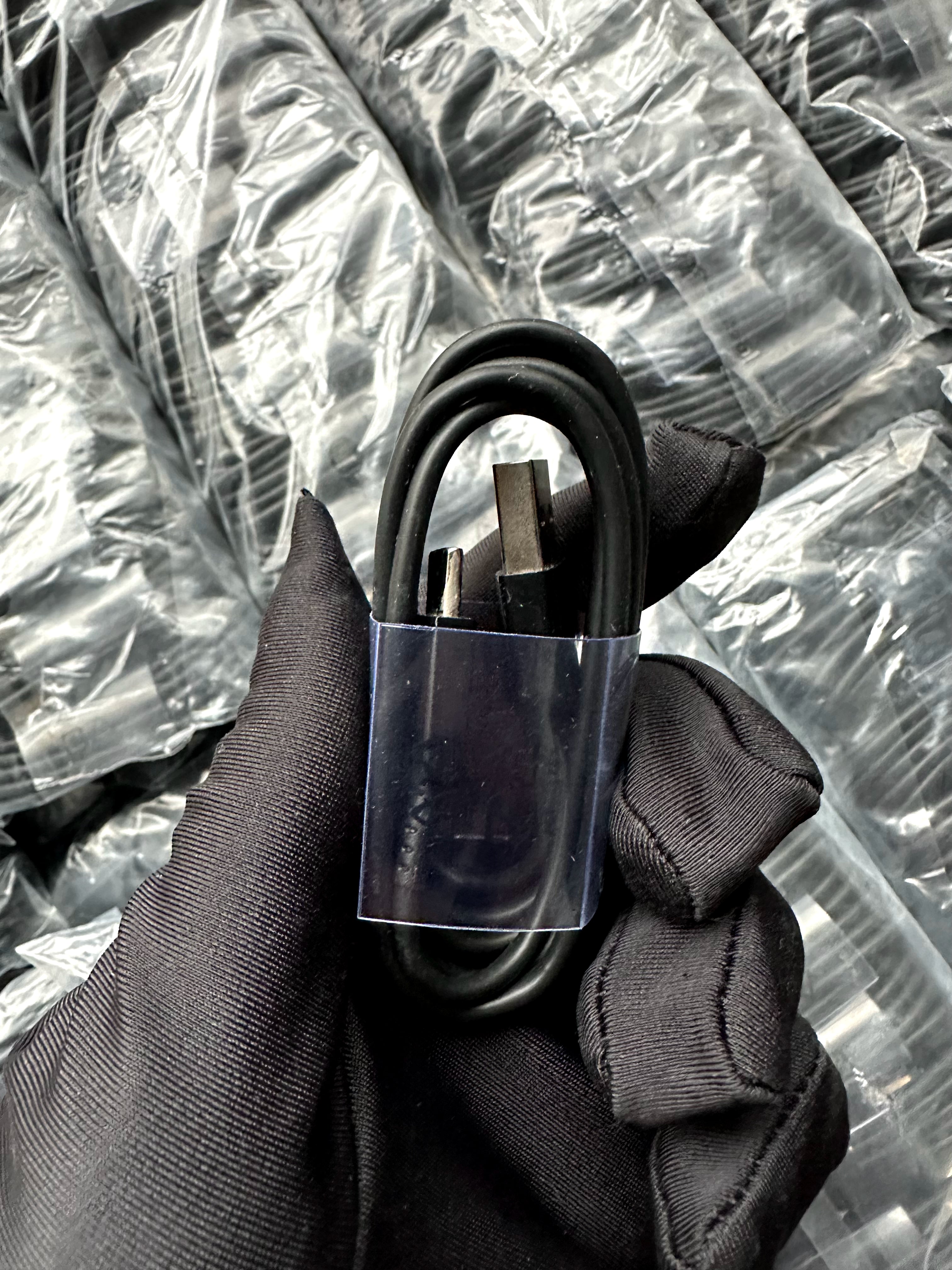 Black Type C to USB - 100 pcs for only $120!